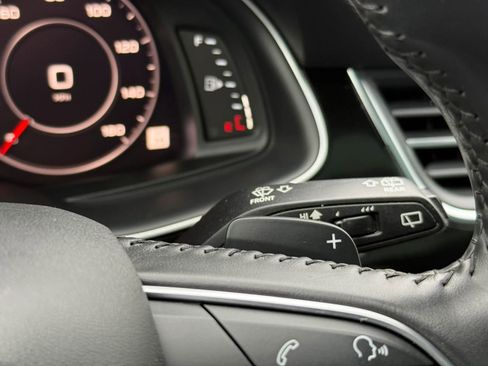 Used 2018 Audi Q7 3.0T Prestige w/ Prestige Package image 32