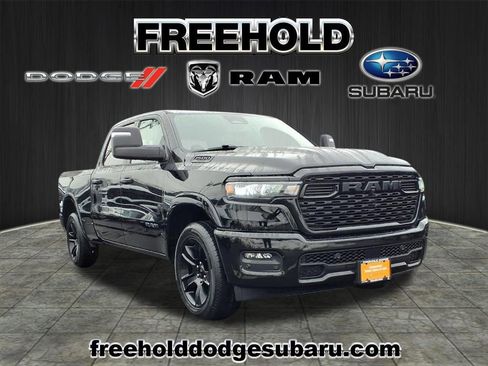 Used 2025 RAM 1500 Big Horn AWD/4WD image 1