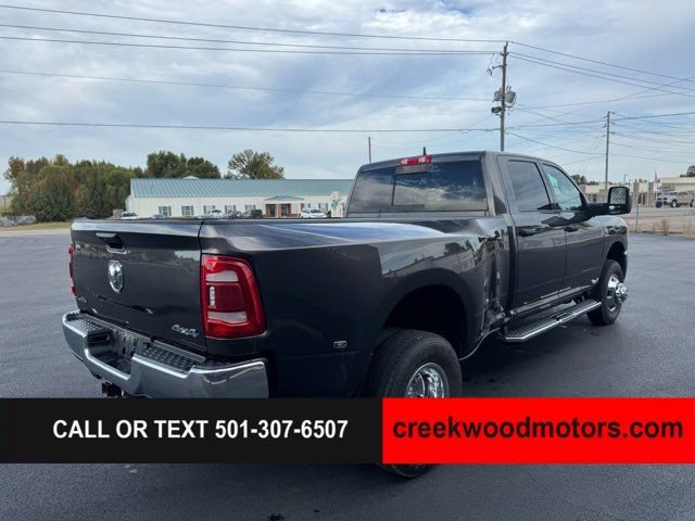 Used 2024 RAM 3500 Tradesman w/ Chrome Appearance Group AWD/4WD image 4