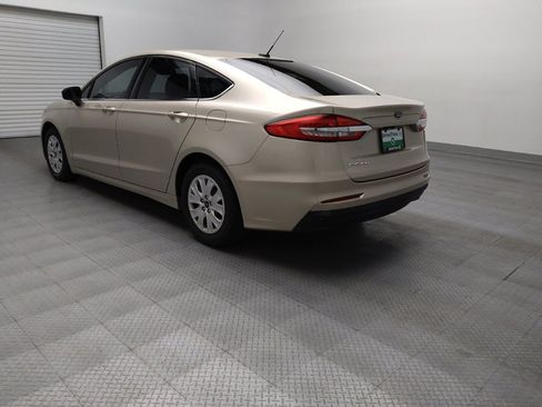 Used 2019 Ford Fusion S image 5