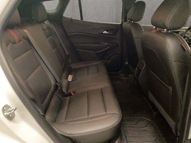 Used 2025 Chevrolet Trax RS w/ Sunroof Package FWD image 24
