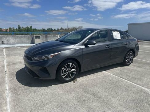 Used 2024 Kia Forte LXS image 39