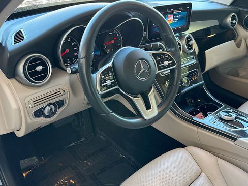 Used 2019 Mercedes-Benz C 300 Sedan image 9