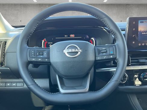 New 2026 Nissan Pathfinder SL image 21