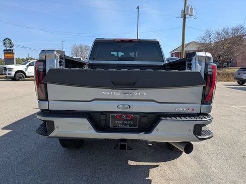 Used 2026 GMC Sierra 2500 AT4 w/ AT4 Premium Plus Package AWD/4WD image 13