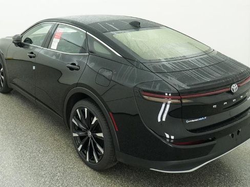 New 2026 Toyota Crown Platinum AWD/4WD image 8