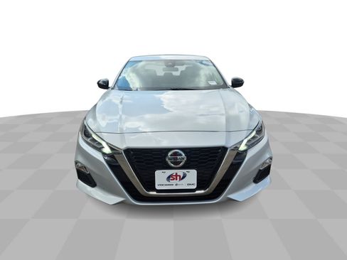 Used 2020 Nissan Altima 2.5 SR FWD image 3