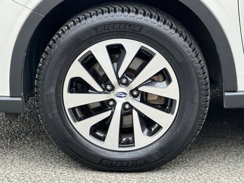 Used 2022 Subaru Outback Premium AWD/4WD image 34