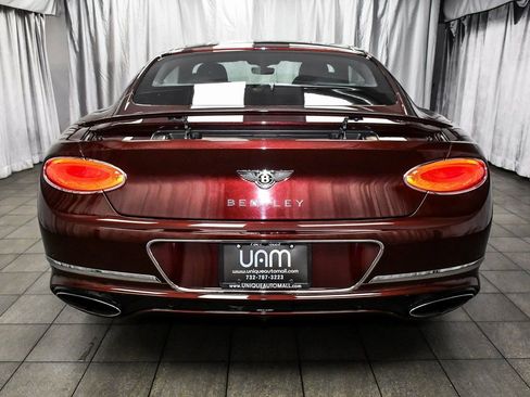 Used 2020 Bentley Continental GT image 5