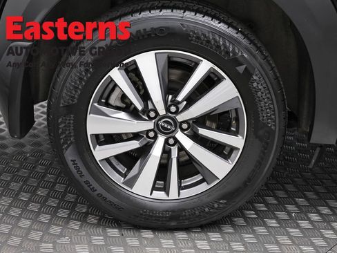 Used 2023 Nissan Pathfinder SL w/ Lighting Package (N92) AWD/4WD image 31