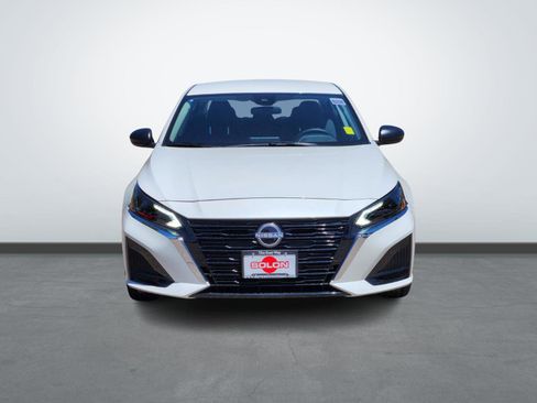 New 2025 Nissan Altima 2.5 SV image 6