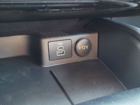 New 2025 Ford Escape SE image 23