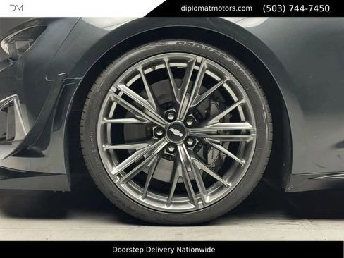 Used 2018 Chevrolet Camaro ZL1 RWD image 37