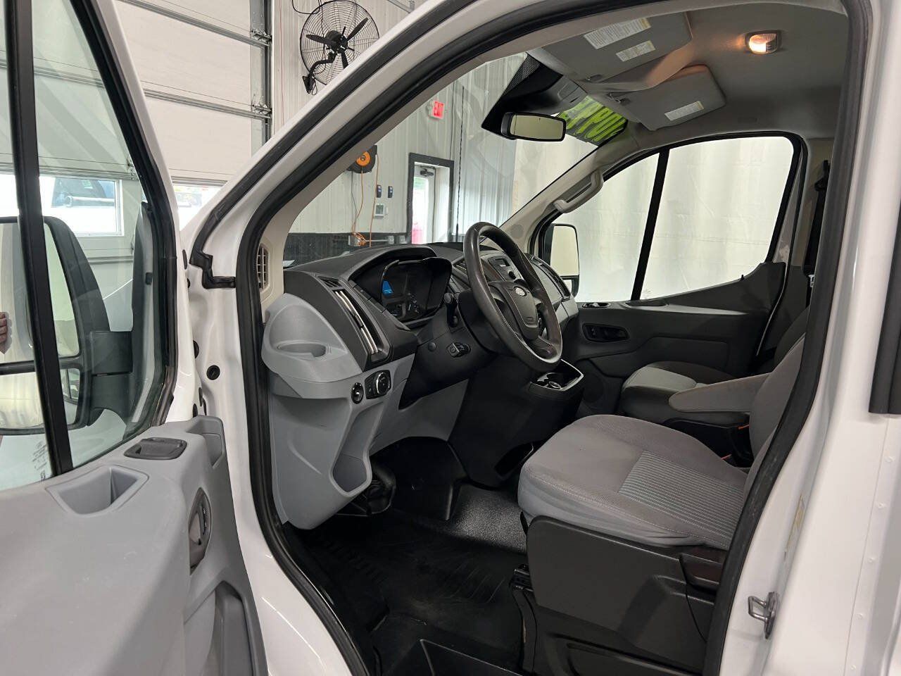 Used 2018 Ford Transit 250 148 Low Roof RWD image 7
