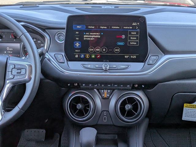 New 2026 Chevrolet Blazer LT w/ Convenience Package FWD image 17