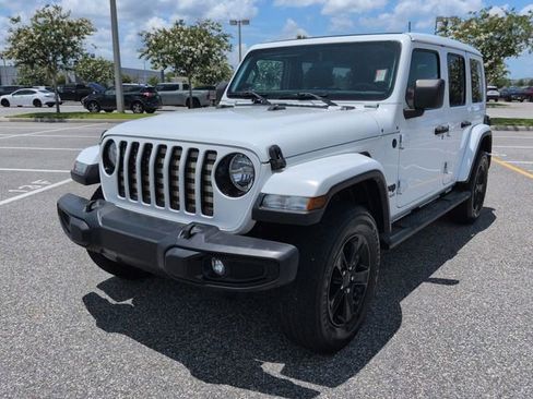 Used 2020 Jeep Wrangler Unlimited Sahara AWD/4WD image 8