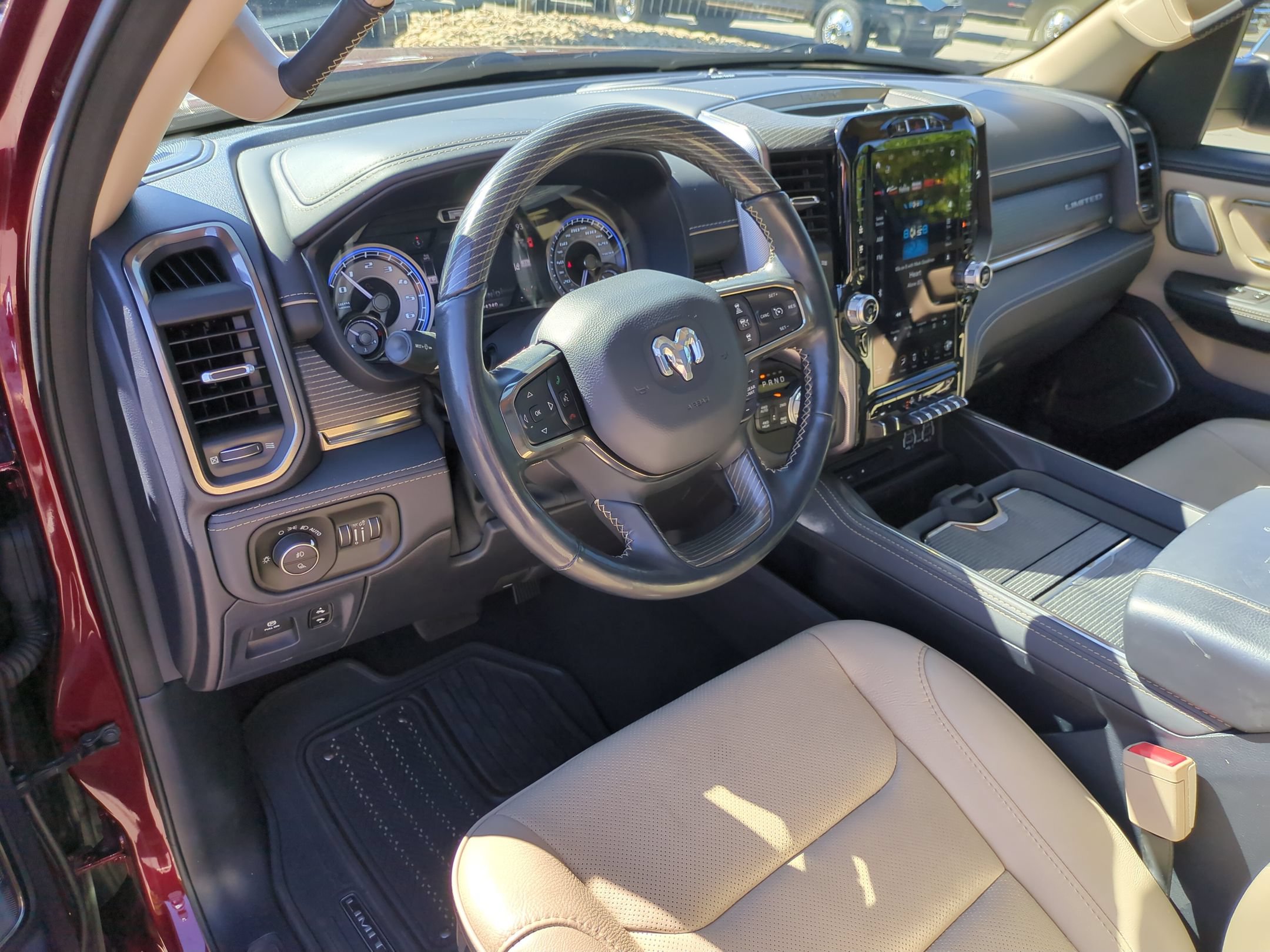 Used 2019 RAM 1500 Limited AWD/4WD image 16