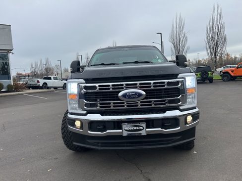 Used 2024 Ford F250 XLT w/ FX4 Off-Road Package image 10