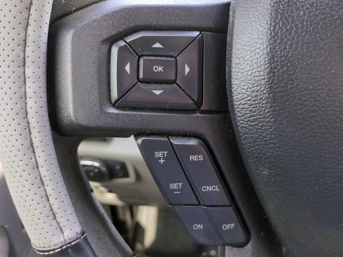 Used 2019 Ford F150 XLT AWD/4WD image 23