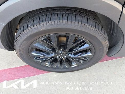 Certified 2022 Kia Telluride SX FWD image 12