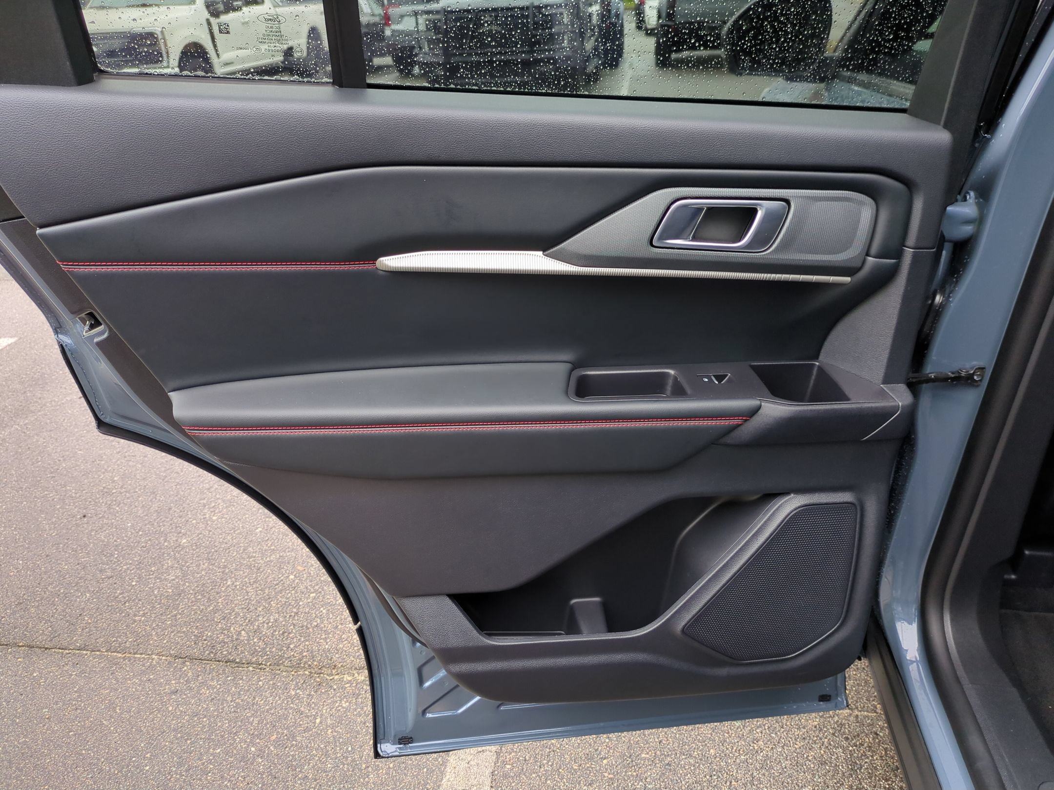 New 2026 Ford Explorer ST-Line w/ ST-Line Street Pack AWD/4WD image 32