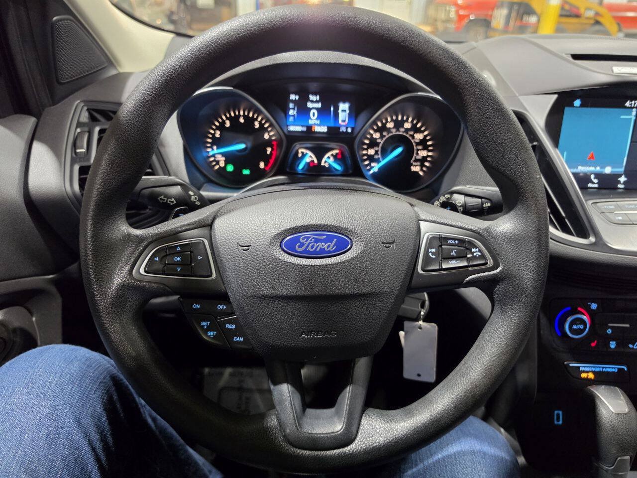 Used 2017 Ford Escape SE w/ Equipment Group 201A AWD/4WD image 35