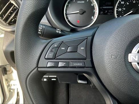 Used 2025 Nissan Kicks Play S FWD image 10