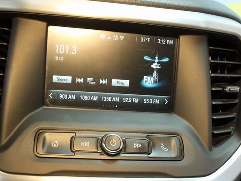 Used 2019 GMC Acadia SLE image 25