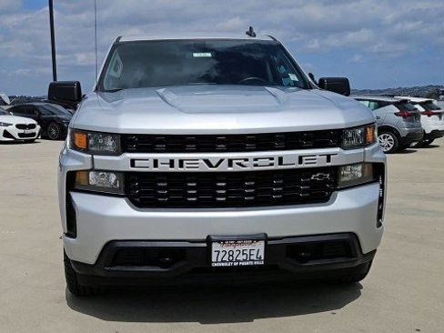 Used 2021 Chevrolet Silverado 1500 Custom RWD image 3