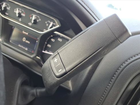 Used 2020 GMC Sierra 1500 SLE w/ SLE Value Package image 23