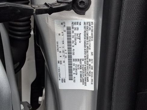 Used 2015 Ford Focus SE FWD image 25