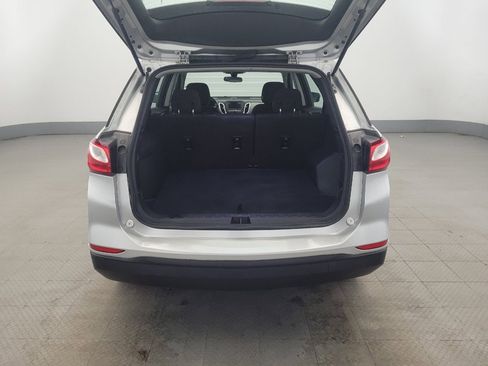 Used 2019 Chevrolet Equinox LS FWD image 29