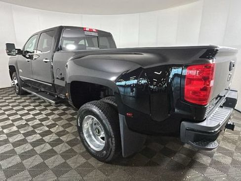 Used 2017 Chevrolet Silverado 3500 High Country w/ Duramax Plus Package AWD/4WD image 4