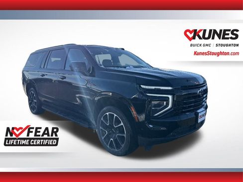Used 2025 Chevrolet Suburban RST image 1