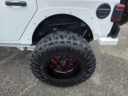 Used 2021 Jeep Wrangler Unlimited Rubicon AWD/4WD image 44