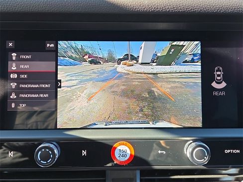 Certified 2026 Porsche Macan Turbo image 12