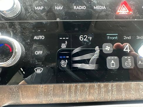 Certified 2026 Genesis GV80 3.5T Prestige AWD/4WD image 21