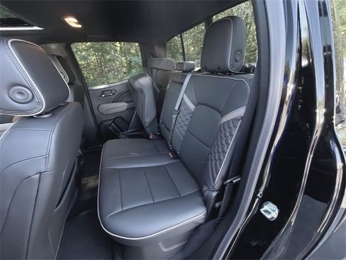 New 2026 GMC Canyon Denali image 25