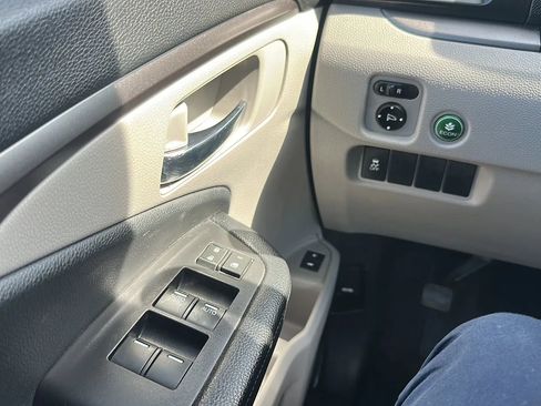 Used 2017 Honda Pilot EX-L image 21