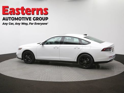 Used 2025 Honda Accord SE image 60
