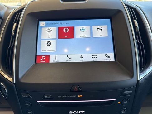 Used 2016 Ford Edge Titanium w/ Equipment Group 302A image 19