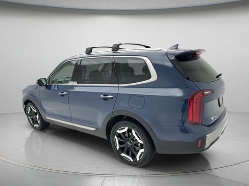 Used 2025 Kia Telluride S AWD/4WD image 6