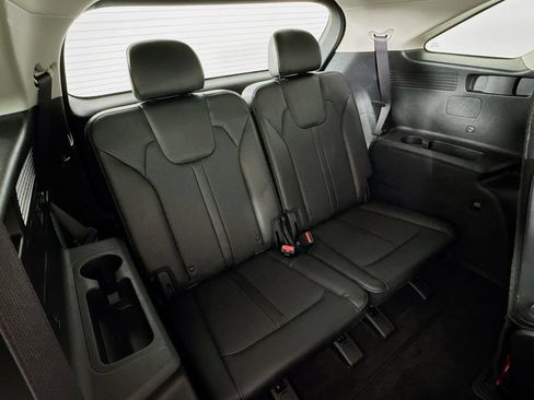 Used 2022 Kia Sorento EX w/ Panoramic Sunroof Package FWD image 29