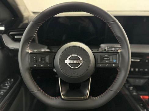 New 2026 Nissan Kicks SR w/ Cold Weather Package image 17