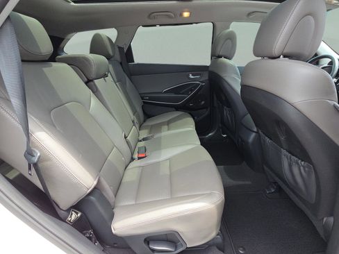 Used 2017 Hyundai Santa Fe FWD w/ SE Ultimate Tech Package 03 image 17