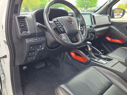Used 2023 Nissan Frontier PRO-4X w/ Pro-4X Premium Package AWD/4WD image 31