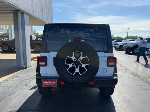 Used 2022 Jeep Wrangler Unlimited Rubicon w/ Cold Weather Group AWD/4WD image 4