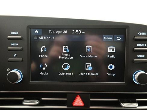 New 2026 Hyundai Elantra SE FWD image 13