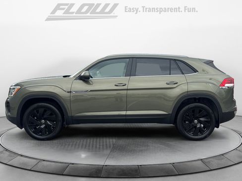 New 2026 Volkswagen Atlas Cross Sport SE image 4