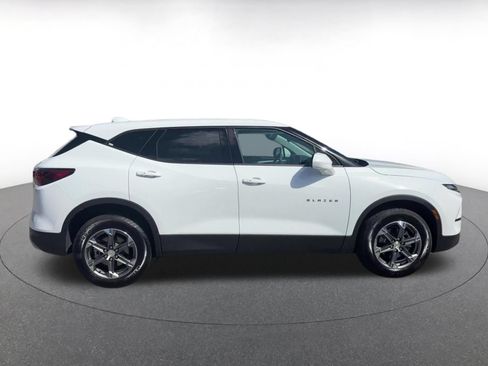 Used 2026 Chevrolet Blazer LT FWD image 15